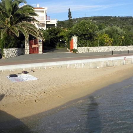 Apartments With A Parking Space Barbat, Rab - 16816 Barbat na Rabu 외부 사진